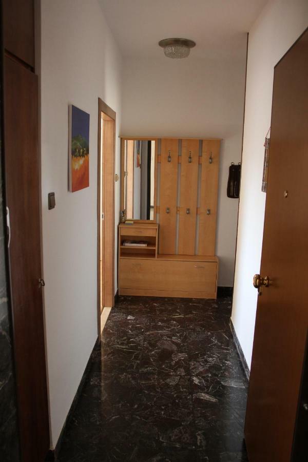 Guesthouse48 Больцано Екстер'єр фото